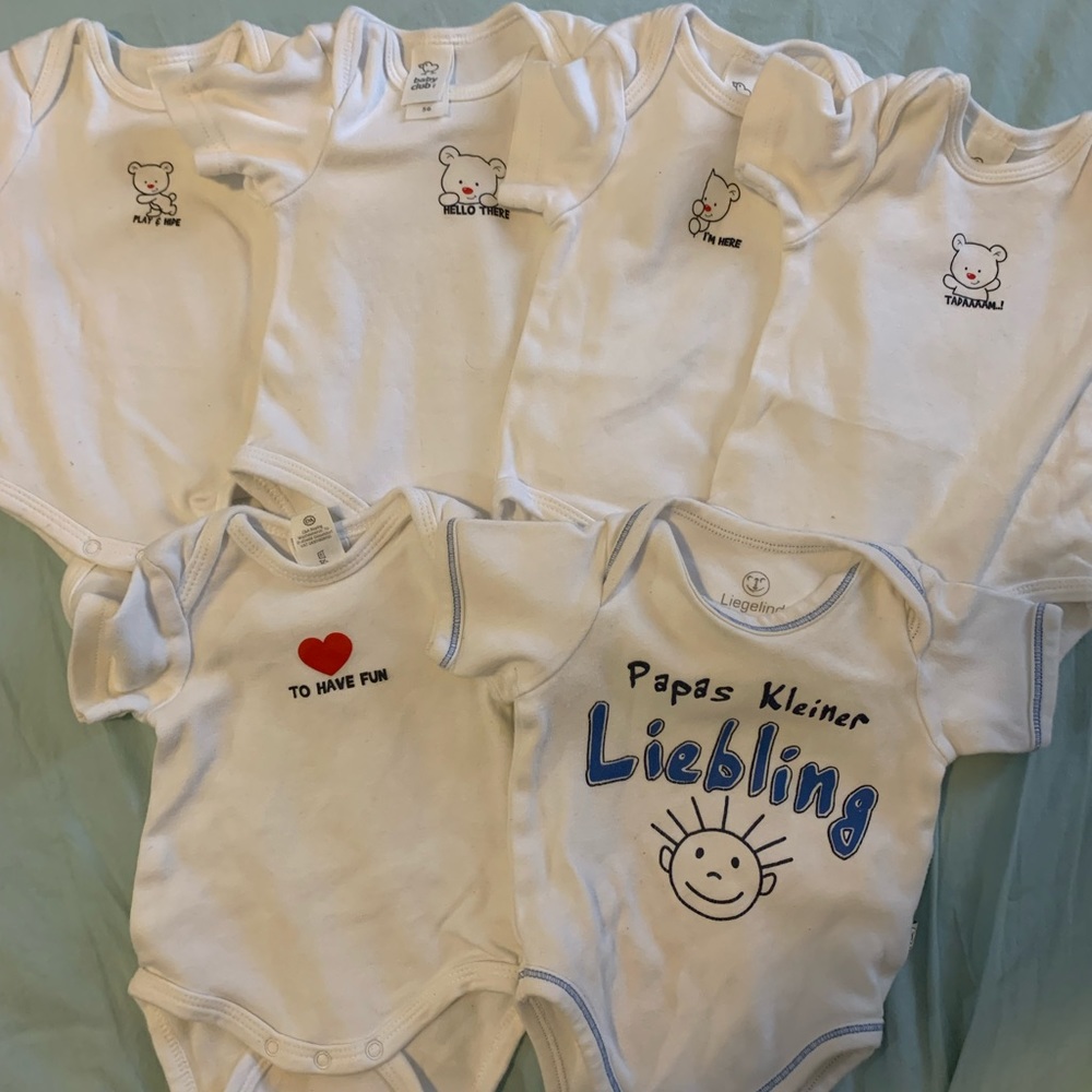 Baby clothes - Picture 2 of 7